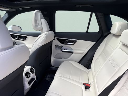 Certified 2026 Mercedes-Benz GLC 300 4MATIC image 19