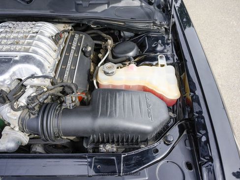 Used 2016 Dodge Challenger SRT Hellcat image 20