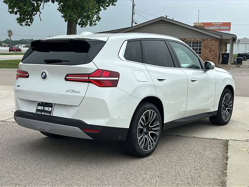 New 2026 BMW X3 xDrive30 w/ Premium Package AWD/4WD image 8