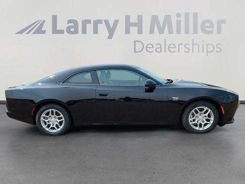 New 2025 Dodge Charger R/T w/ Quick Order Package 25M R/T image 7