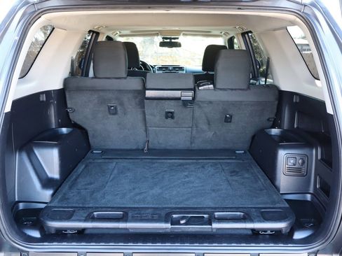 Used 2013 Toyota 4Runner 4WD image 14