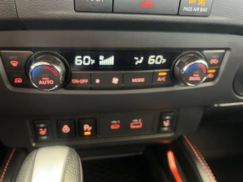 Certified 2024 Nissan Frontier PRO-4X w/ Pro Convenience Package AWD/4WD image 52