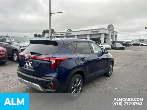 Used 2026 Kia Seltos LX FWD image 8