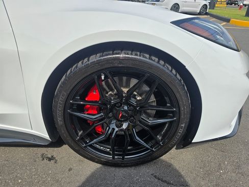Used 2026 Chevrolet Corvette Z06 w/ Stealth Interior Trim Package RWD image 37