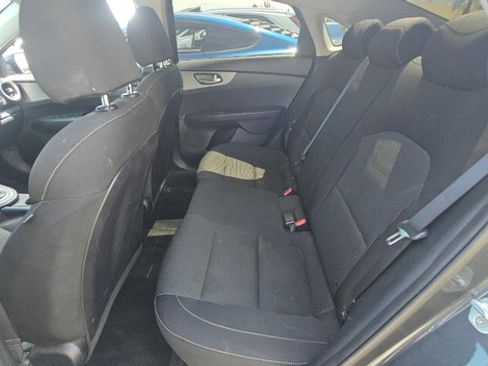 Used 2020 Kia Forte LXS FWD image 12