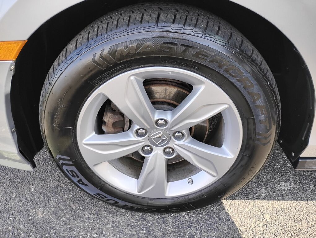 Used 2019 Honda Odyssey EX image 24