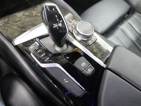 Used 2019 BMW 530i xDrive w/ Convenience Package AWD/4WD image 36