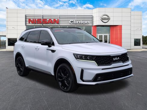 Used 2023 Kia Sorento SX FWD image 1