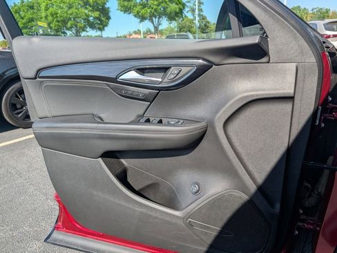 Used 2022 Buick Envision Essence w/ Sport Touring Package FWD image 20