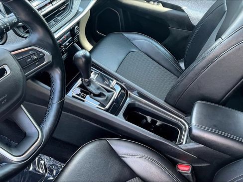 Used 2022 Jeep Compass Latitude w/ Convenience Group AWD/4WD image 18
