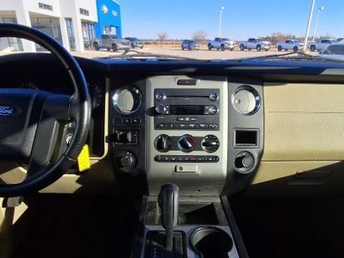 Used 2016 Ford Expedition EL XL AWD/4WD image 18