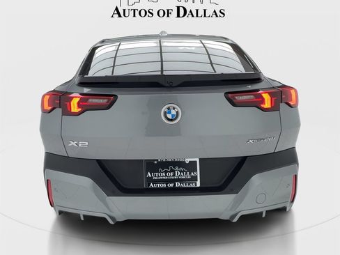 Used 2025 BMW X2 xDrive28i AWD/4WD image 9