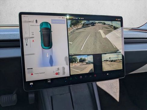 Used 2025 Tesla Model 3 Long Range image 13