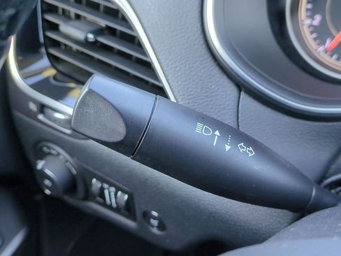 Used 2020 Jeep Cherokee Limited image 27