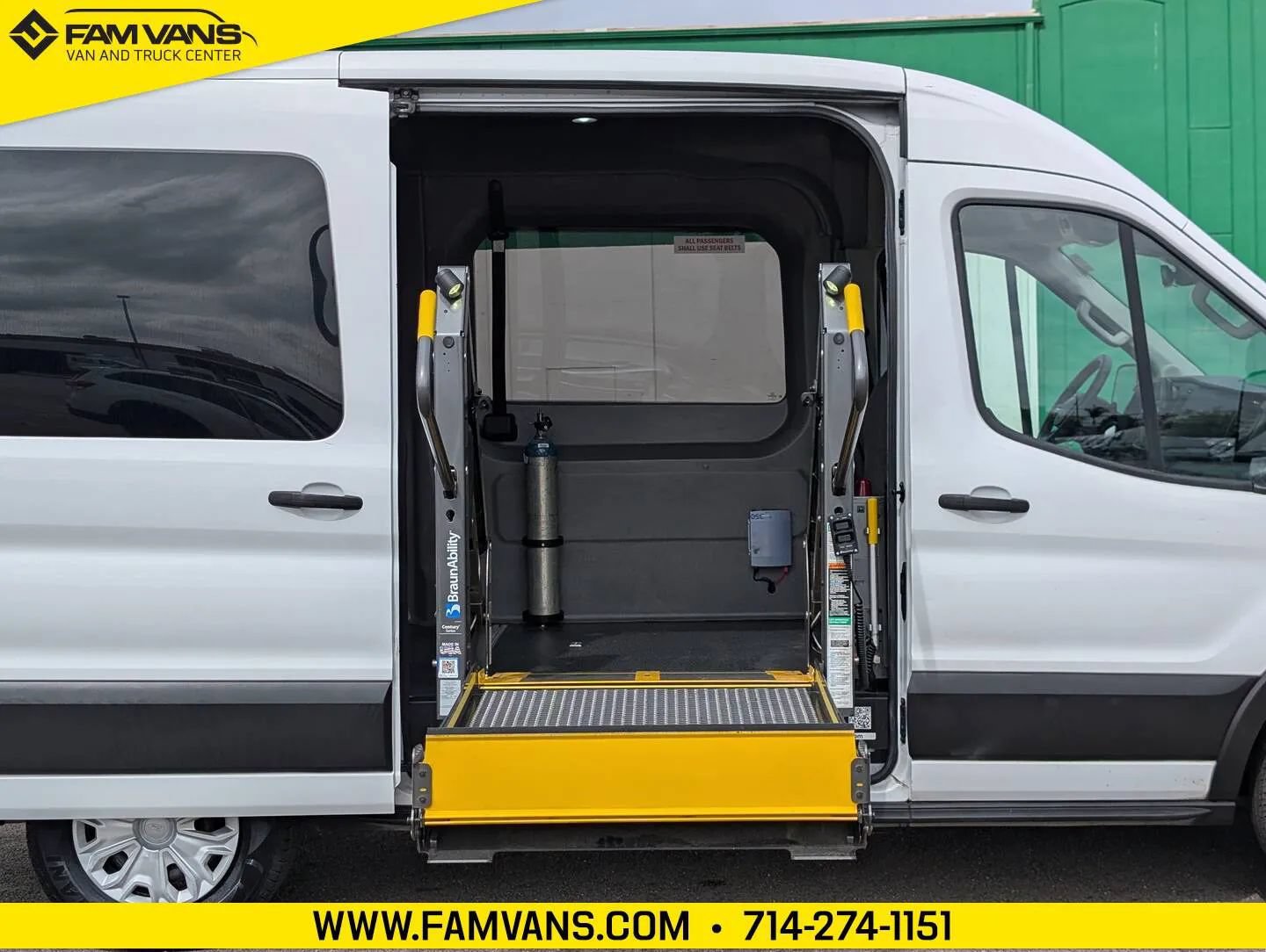 Used 2023 Ford Transit 150 Medium Roof RWD image 3
