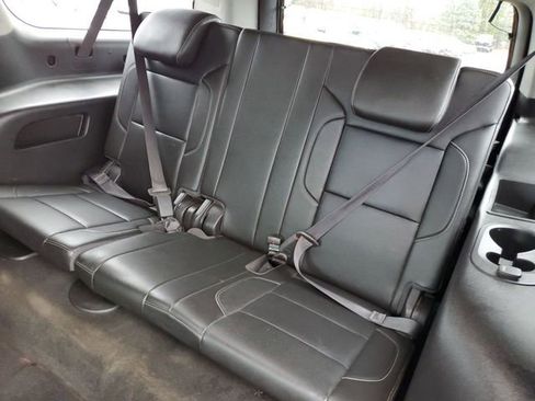 Used 2018 Chevrolet Suburban Premier image 34