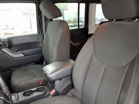 Used 2015 Jeep Wrangler Unlimited Sport w/ Quick Order Package 24S image 9