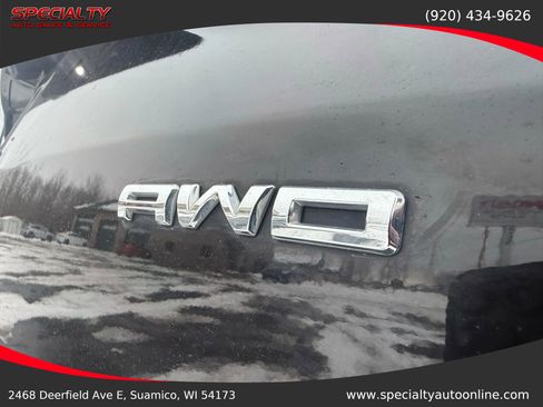 Used 2021 Ford Escape Titanium image 14