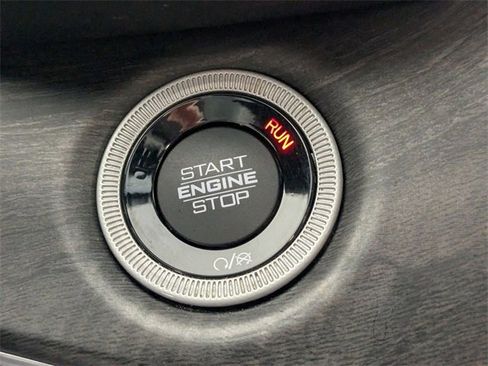 Used 2023 Jeep Grand Cherokee 4WD 4xe image 26