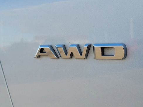 Certified 2024 Cadillac XT5 Premium Luxury w/ Technology Package image 7