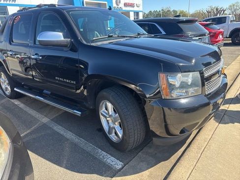 Used 2012 Chevrolet Avalanche LT w/ All-Star Edition image 5