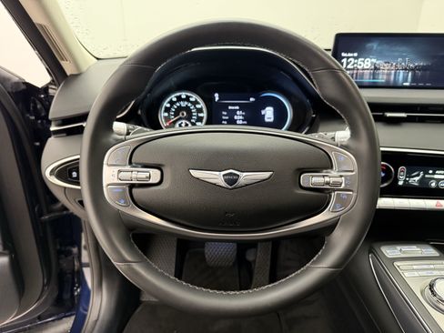 Used 2024 Genesis GV70 2.5T w/ Select Package AWD/4WD image 18