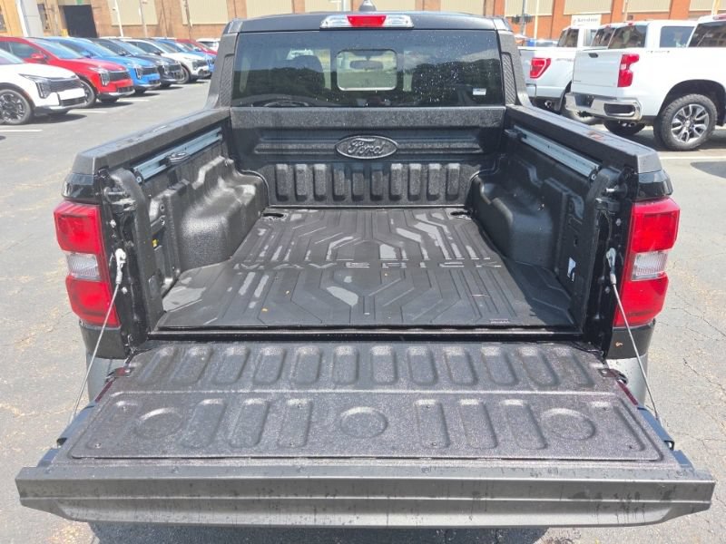 New 2026 Ford Maverick Lariat w/ Black Appearance Package AWD/4WD image 9