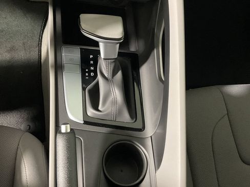 New 2026 Hyundai Elantra SE FWD image 28