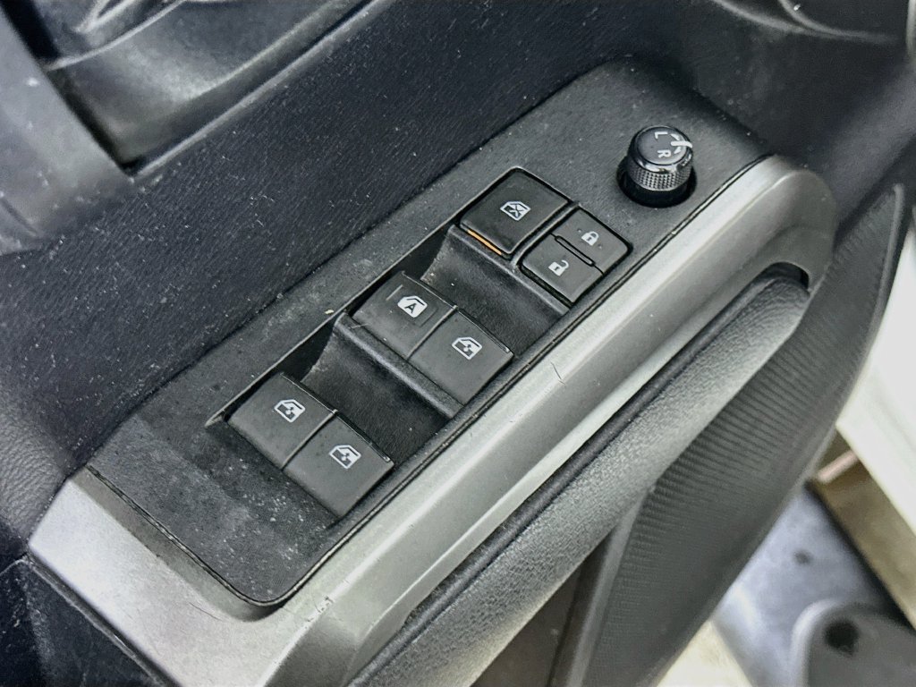 Used 2019 Toyota Tacoma SR5 RWD image 22