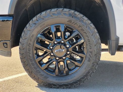 Used 2025 Chevrolet Silverado 2500 LT w/ Trail Boss Package image 10