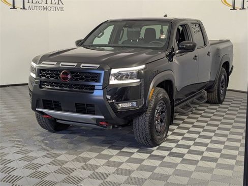 Used 2025 Nissan Frontier PRO-4X w/ Tow Package image 4