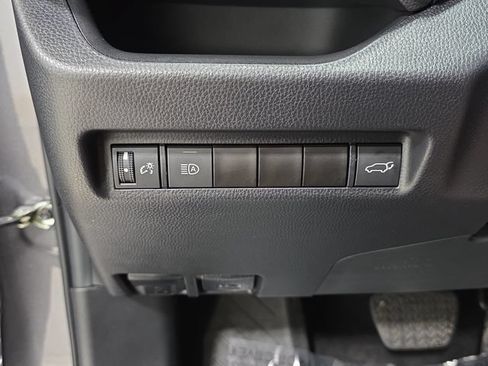 Used 2022 Toyota RAV4 XLE w/ Convenience Package AWD/4WD image 26