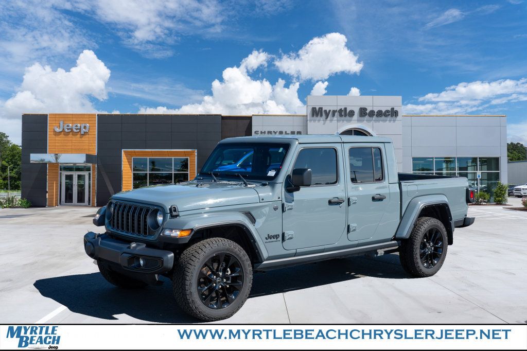 Certified 2025 Jeep Gladiator Overland AWD/4WD image 1