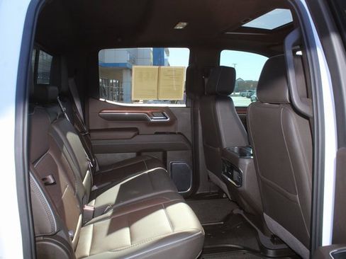 Used 2023 GMC Sierra 1500 Denali w/ Denali Reserve Package image 20