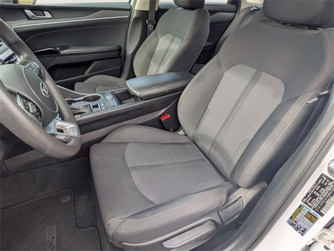 Used 2021 Kia K5 LXS image 27