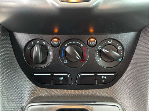 Used 2017 Ford Transit Connect XL image 22