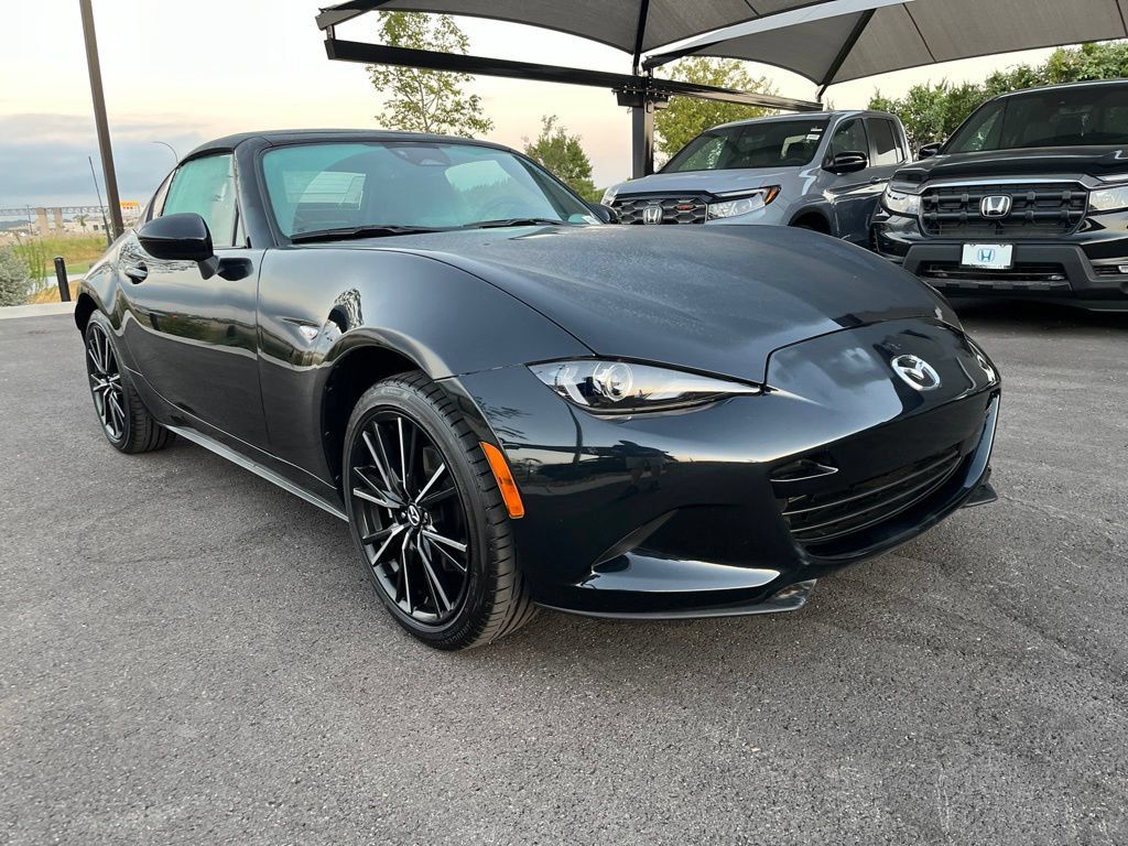 Used 2026 MAZDA MX-5 Miata RF Grand Touring RWD image 3