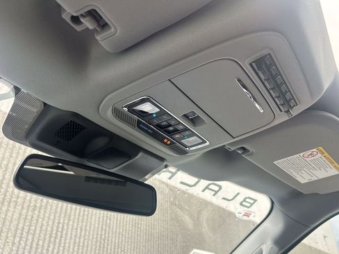 New 2026 Ford F350 Lariat w/ Lariat Premium Package image 32