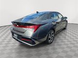 Certified 2024 Hyundai Elantra SEL w/ Convenience Package image 2