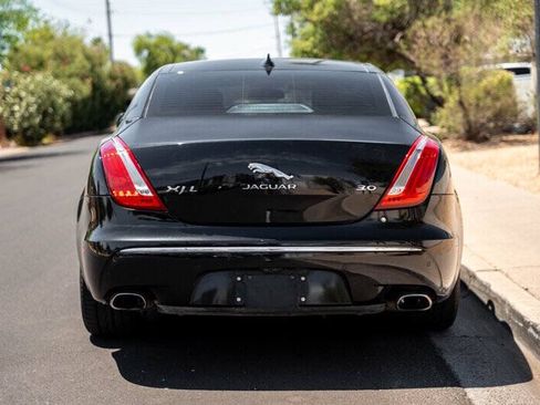 Used 2015 Jaguar XJ L Portfolio RWD image 4