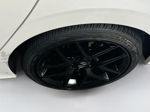 Used 2023 Honda Civic Sport image 28