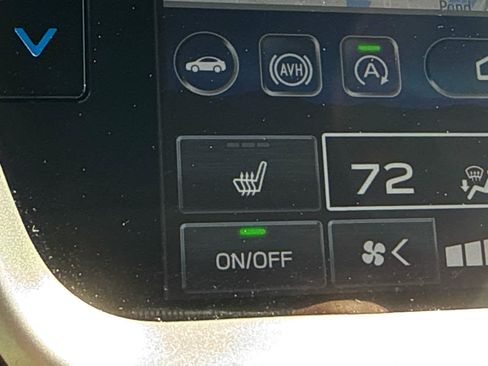 Certified 2025 Subaru Outback Premium AWD/4WD image 19