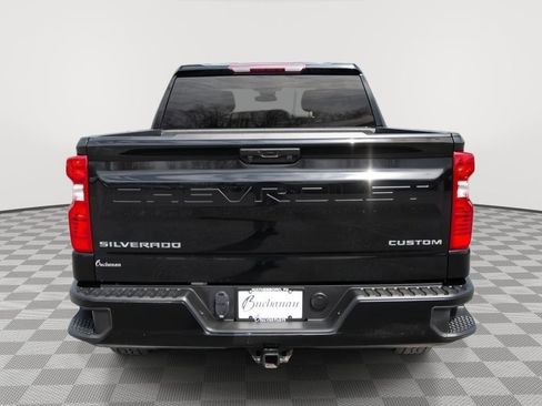 Used 2023 Chevrolet Silverado 1500 Custom image 6