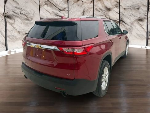 Used 2018 Chevrolet Traverse LT w/ LPO, Floor Liner Package AWD/4WD image 7