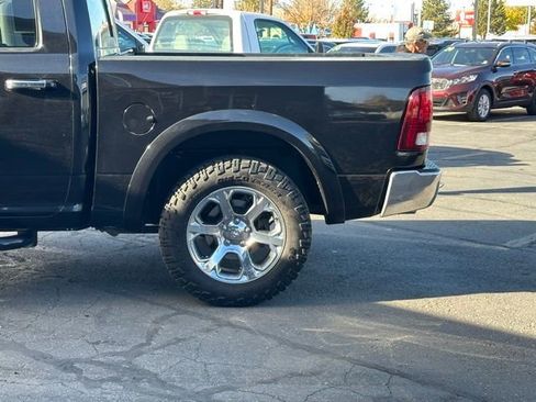 Used 2017 RAM 1500 Laramie image 8
