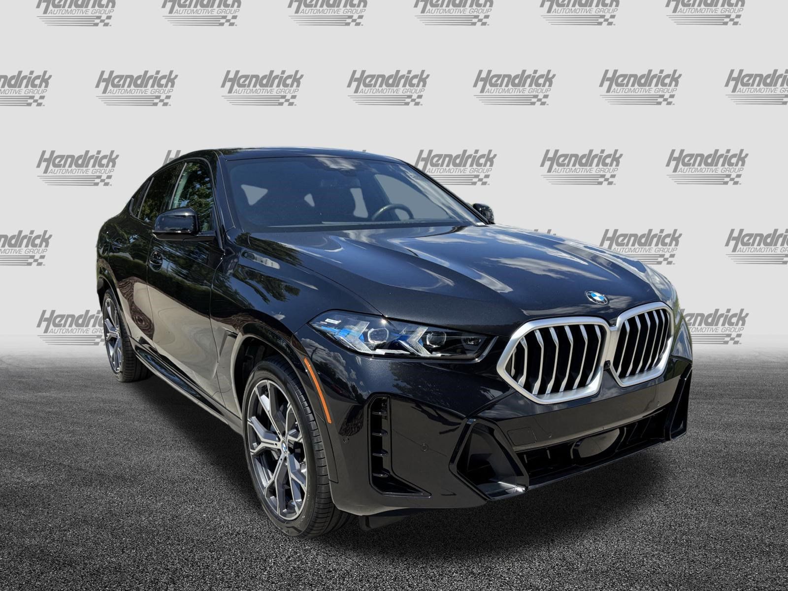 Certified 2026 BMW X6 xDrive40i AWD/4WD image 2