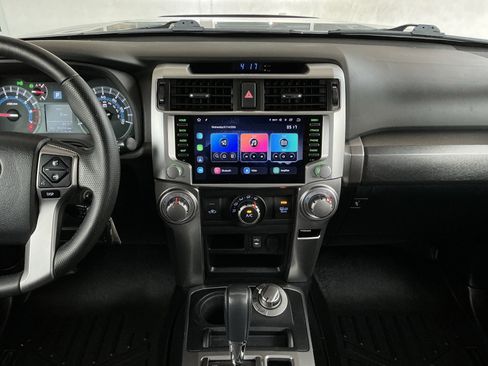 Used 2015 Toyota 4Runner SR5 image 9