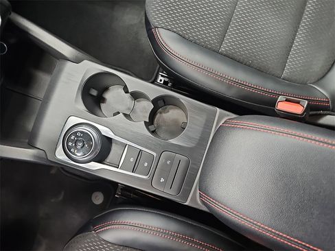 Used 2025 Ford Escape ST-Line image 23