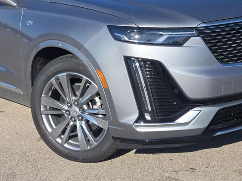 New 2025 Cadillac XT6 Premium Luxury w/ LPO, Floor Liner Package image 3
