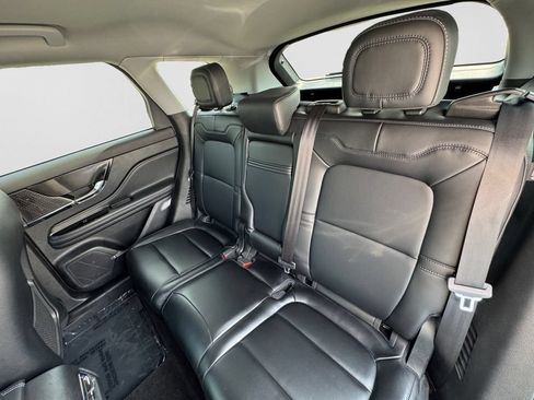 Used 2022 Lincoln Corsair FWD image 12